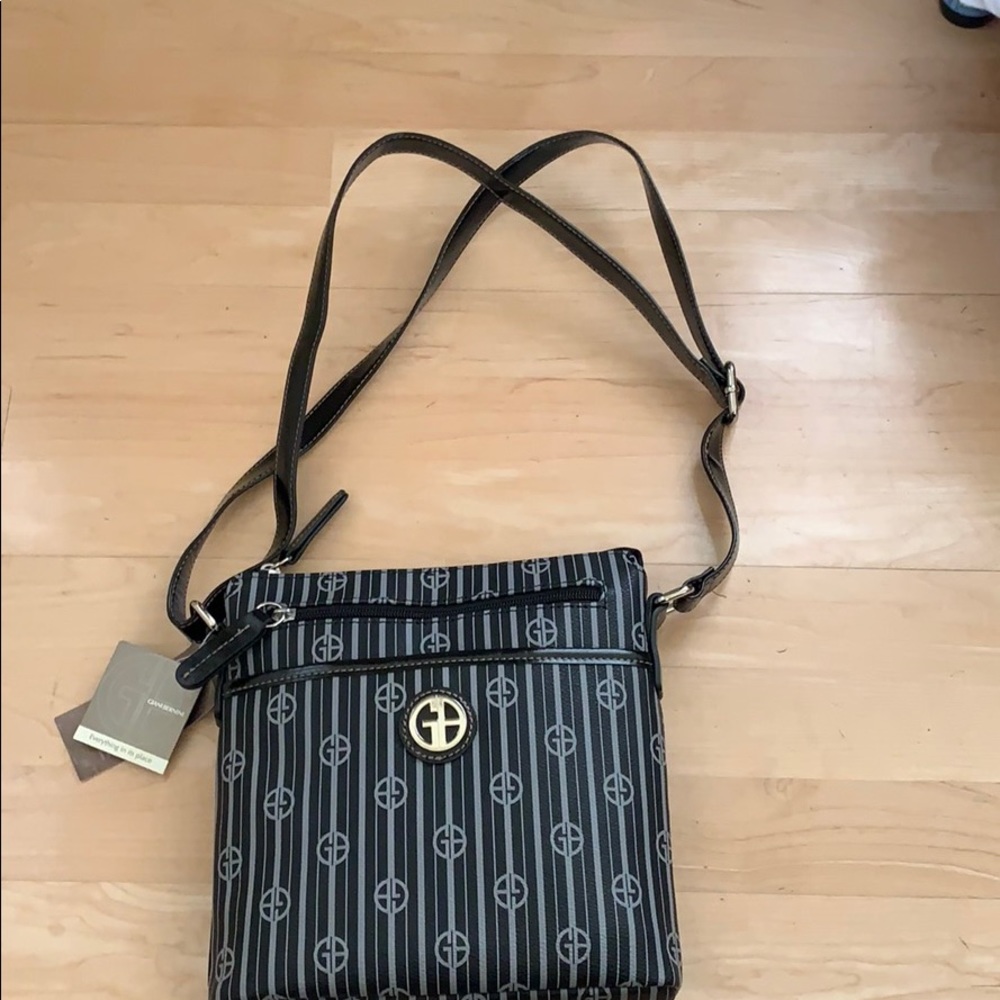 Giani Bernini small purse